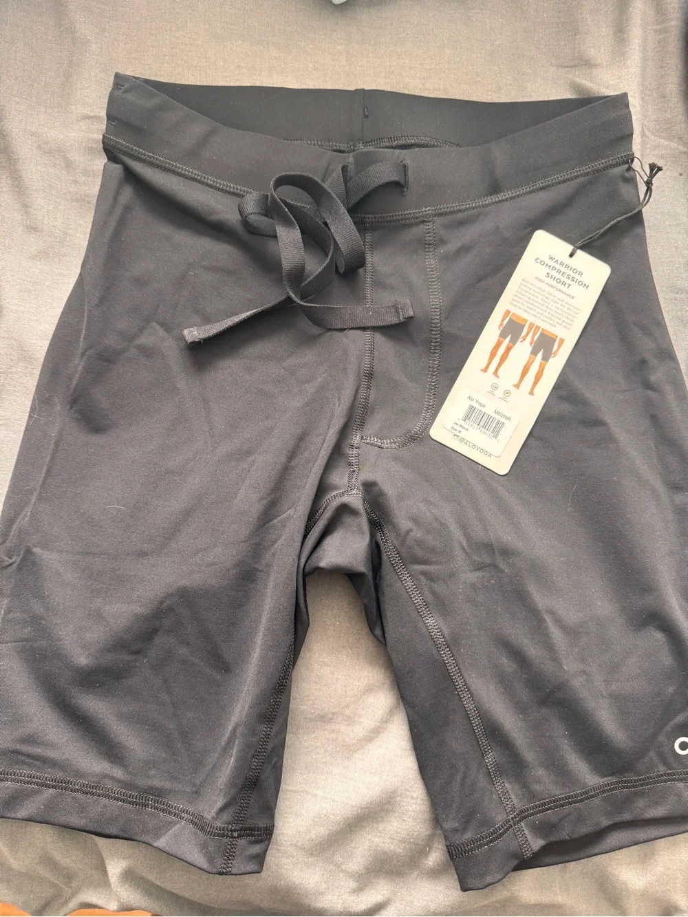 ALO Yoga Men's Black Athletic Compression Shorts